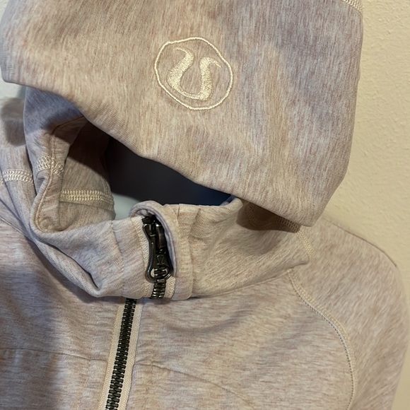 Lululemon Jacket - Picture 3 of 8
